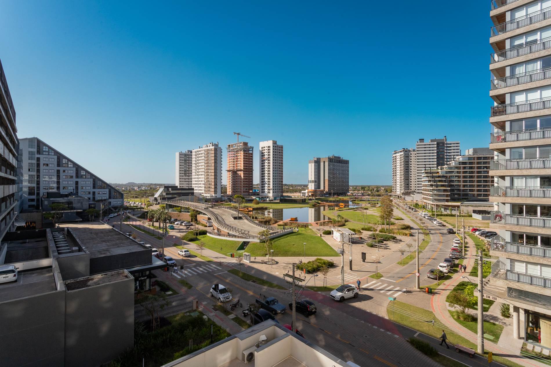 Imóveis selecionados para comprar ou alugar.